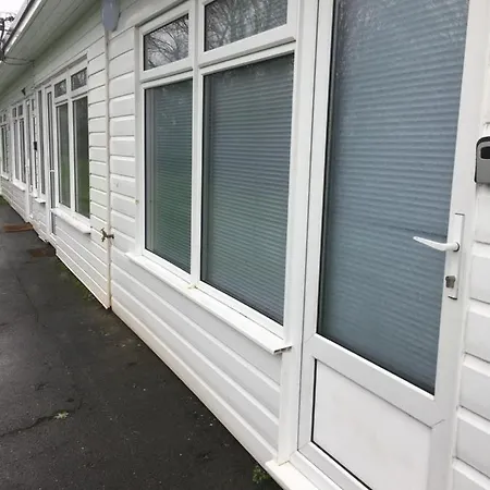 Adventure Cabin Dartmouth Exterior photo